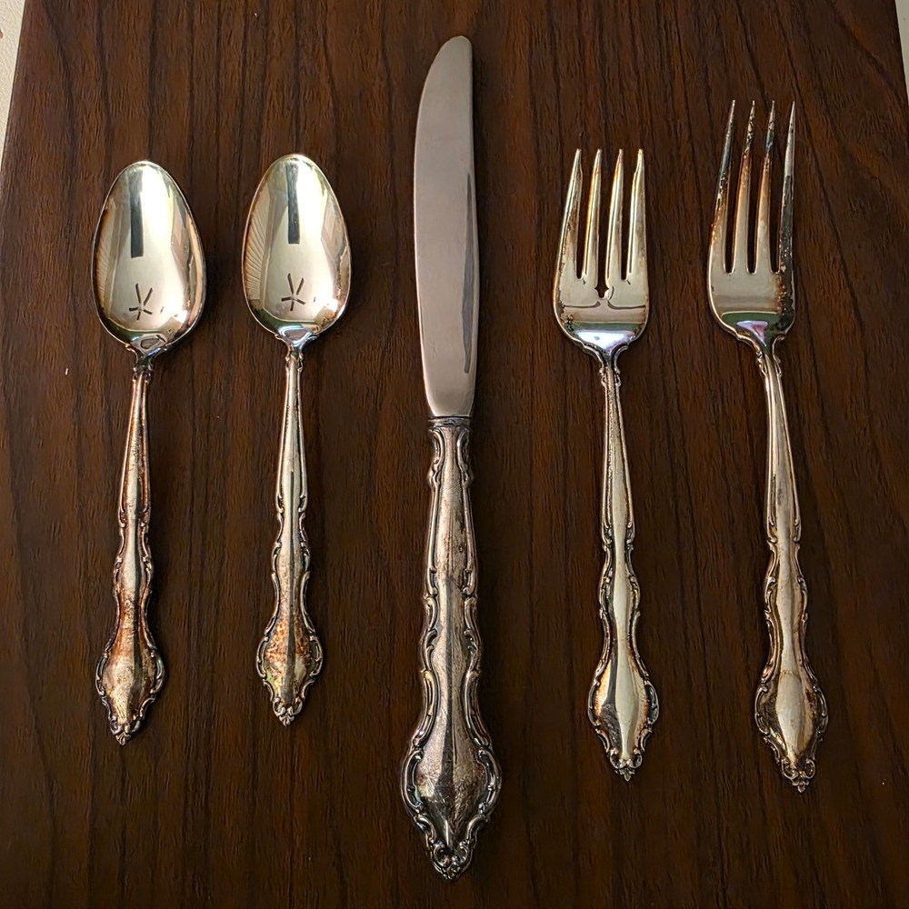 International Silver Deepsilver Wakefield 5 pc Flatware Silverplate